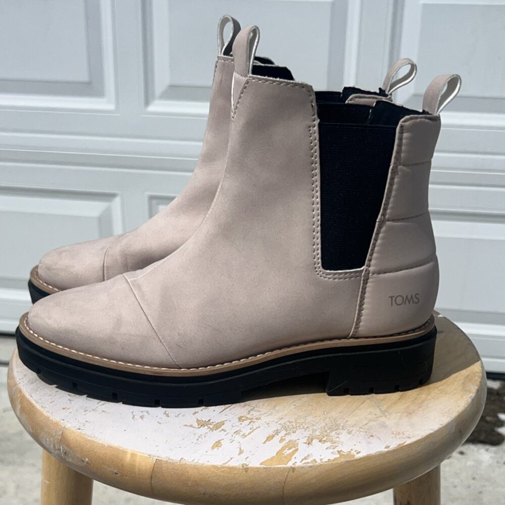 TOMS Chelsea Ankle Boots Beige Lined Pull On Women Size 7.5 Model 10018633 - Picture 5 of 7